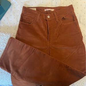 Corduroy high waisted Levi’s pants